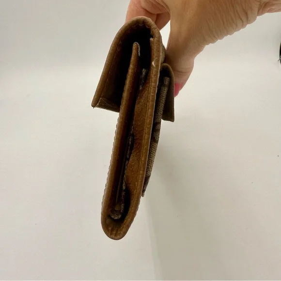 Vintage Gucci Trifold Monogrammed Clutch Brown Tan - Picture 4 of 15